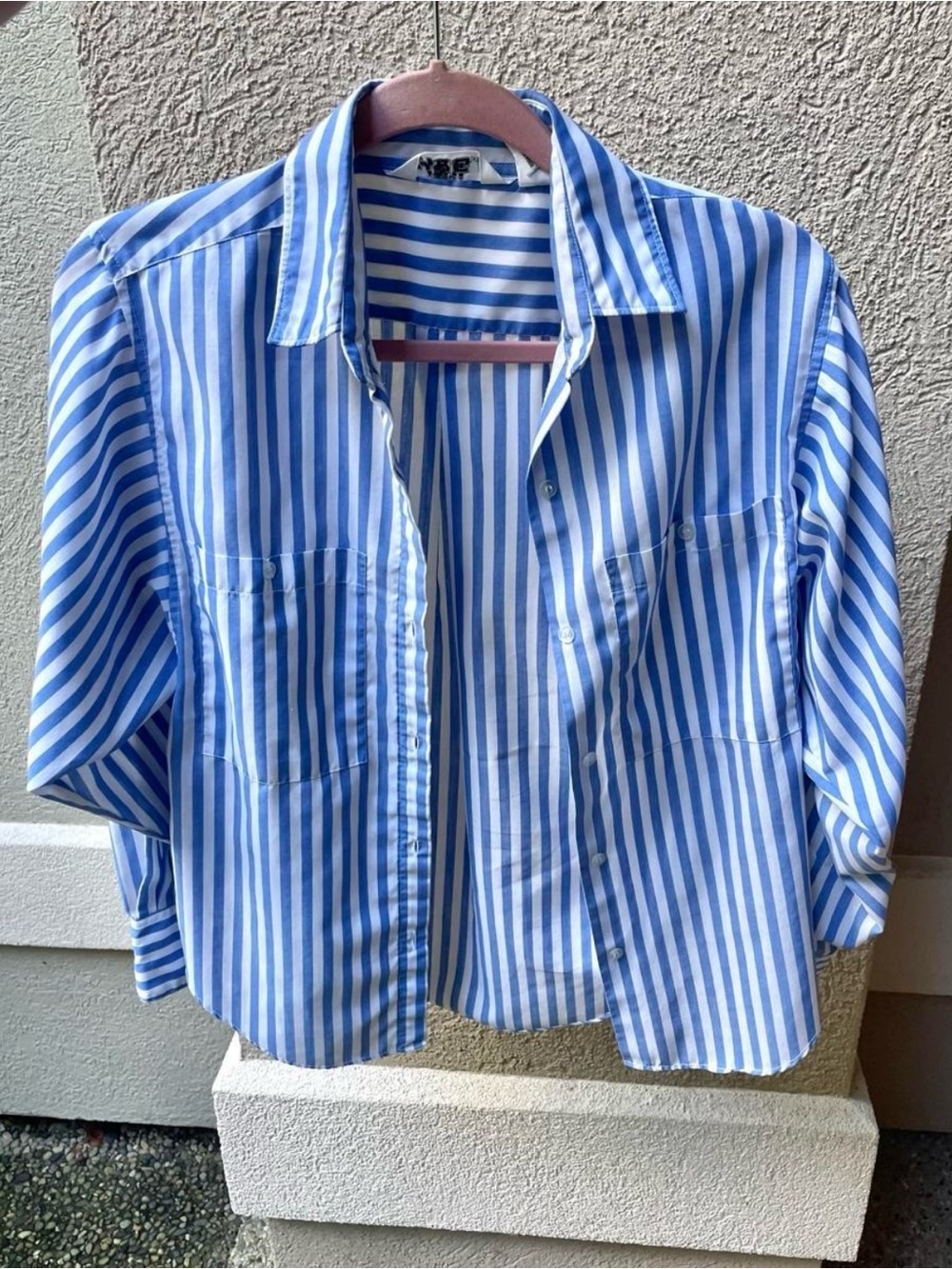 Vintage Blue and White Striped Button-Down Shirt 35% cotton